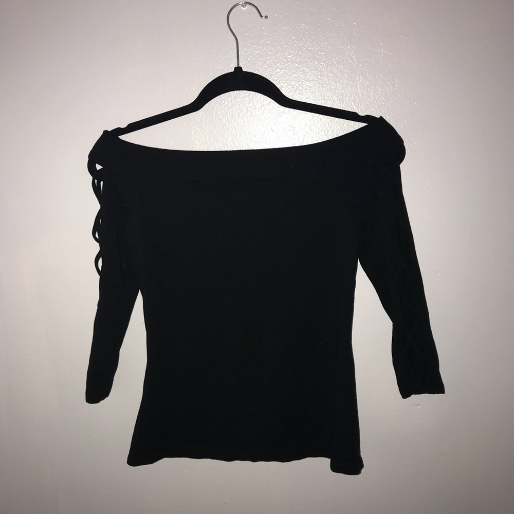 Off the shoulder black 3/4 sleeve shirt